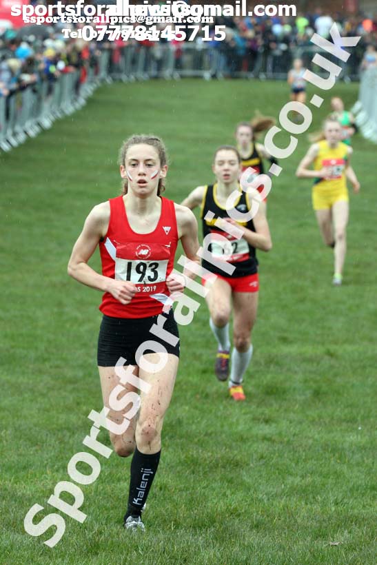 Intermediate girls 2019 New Balance English Schools Cross Country Champs, Temple Newsam, Leeds. Photo:  David T. Hewitson/Sports for All Pics